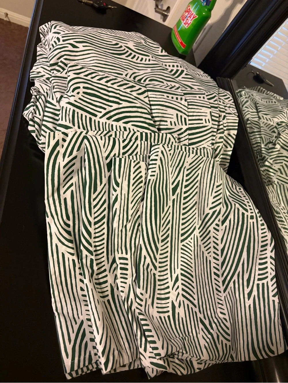 Brooklinen White and Forrest Green Full Size Sheet Set